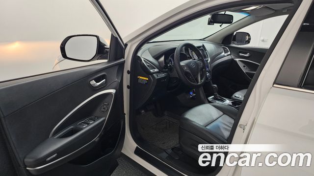 Hyundai Santafe 2016 — photo 13