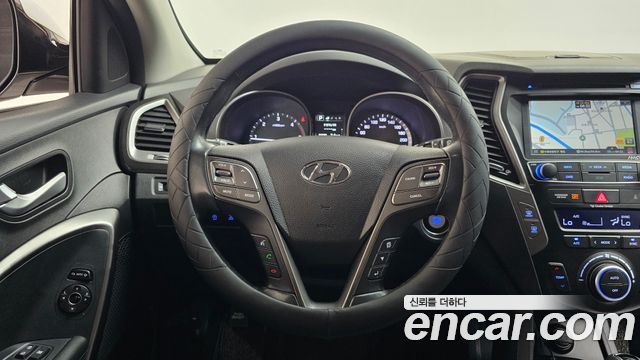 Hyundai Santafe 2016 — photo 19