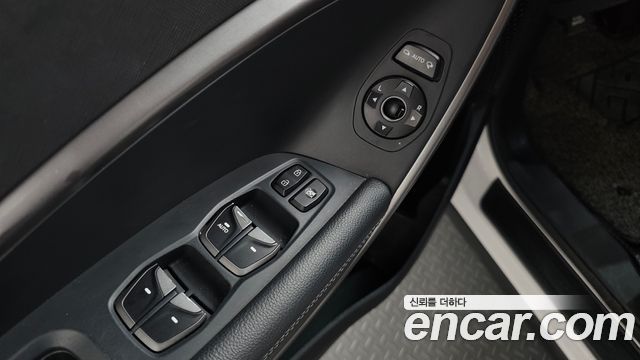 Hyundai Santafe 2016 — photo 26