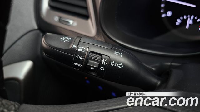 Hyundai Santafe 2016 — photo 28