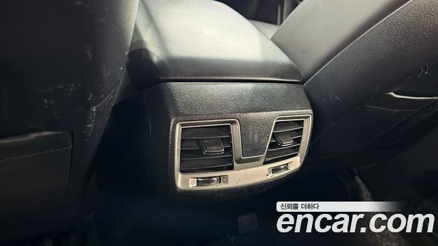 KG Mobility Rexton 2019 — photo 25