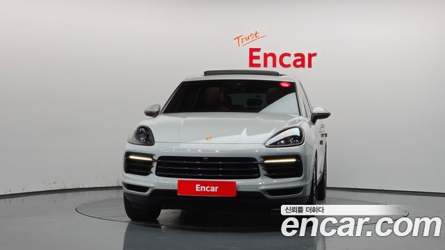 Porsche Cayenne 2021 — photo 3