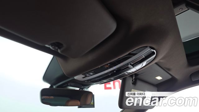Porsche Cayenne 2021 — photo 25