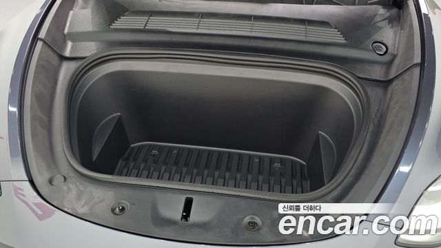 Tesla Model Y 2022 — photo 6