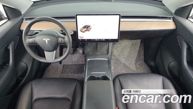 Tesla Model Y 2022 — photo 7