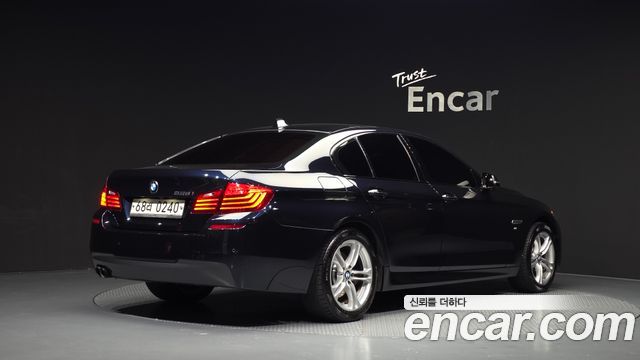 BMW 5-Series 2016 — photo 2