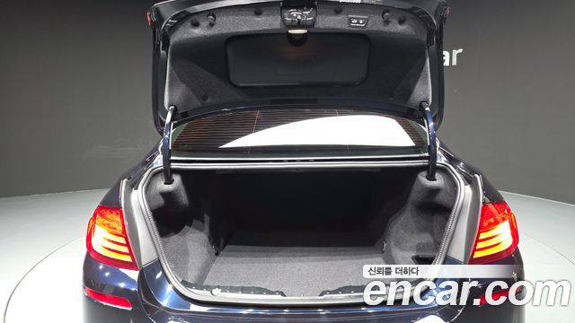 BMW 5-Series 2016 — photo 26