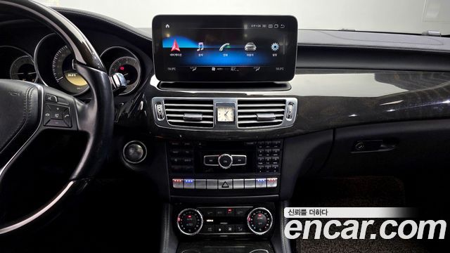 Mercedes-Benz CLS-Class 2012 — photo 15