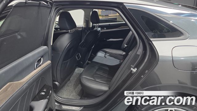 Kia K5 2021 — photo 17
