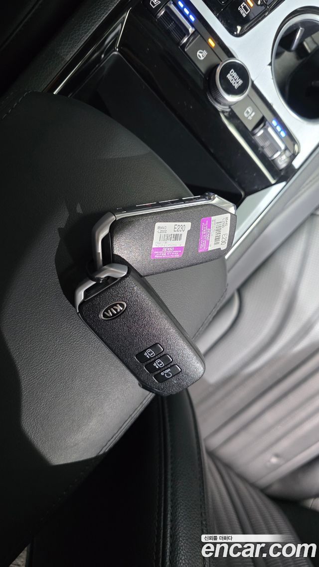 Kia K5 2021 — photo 22