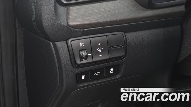 Kia K7 2021 — photo 15