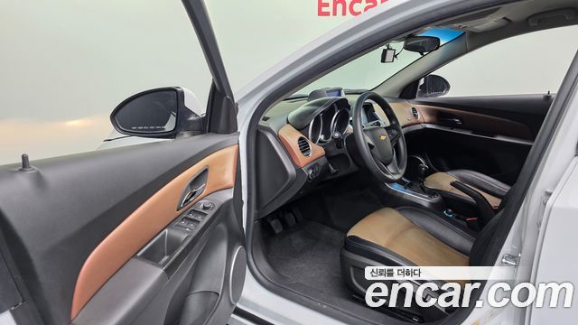 Chevrolet Korea Cruze 2011 — photo 10