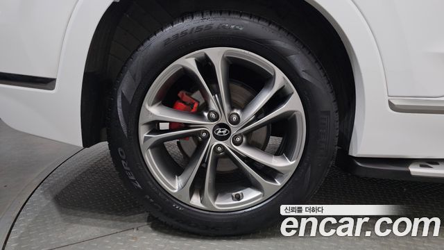 Hyundai Santafe 2019 — photo 5