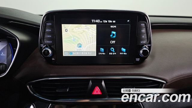 Hyundai Santafe 2019 — photo 20