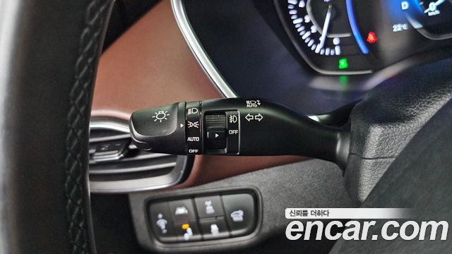 Hyundai Santafe 2019 — photo 27