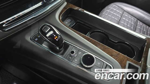 Cadillac Escalade 2021 — photo 12