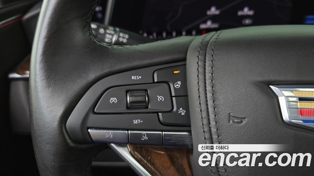 Cadillac Escalade 2021 — photo 22