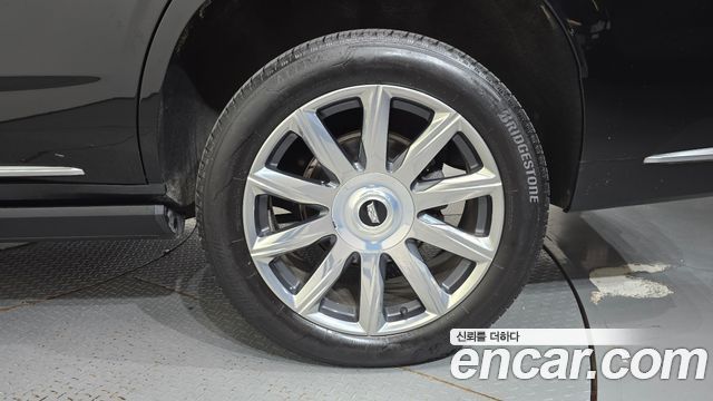 Cadillac Escalade 2021 — photo 7