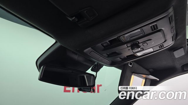 Cadillac Escalade 2021 — photo 29