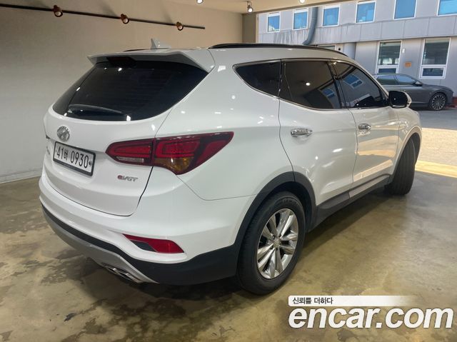 Hyundai Santafe 2016 — photo 2
