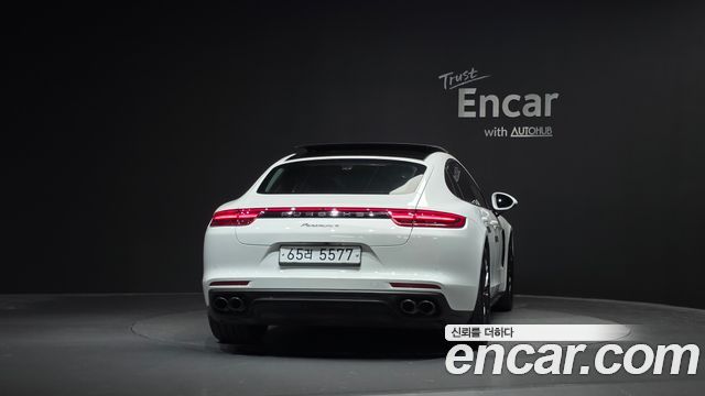 Porsche Panamera 2018 — photo 4