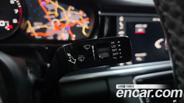 Porsche Panamera 2018 — photo 29