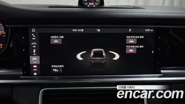 Porsche Panamera 2018 — photo 31