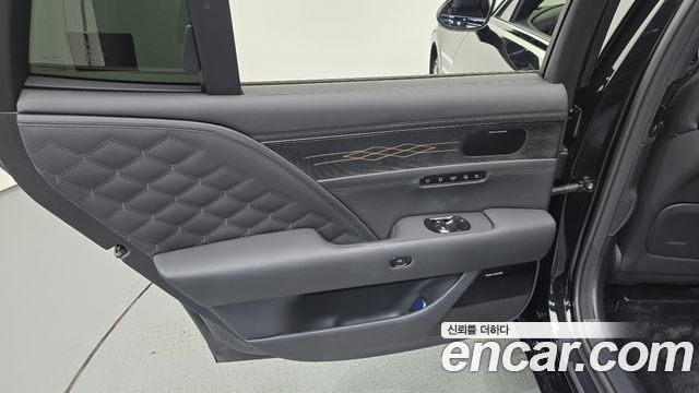 Genesis G90 2025 — photo 15