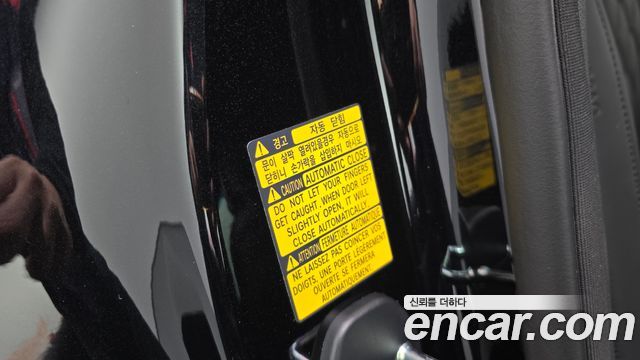 Genesis G90 2025 — photo 28