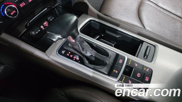 Kia K5 2020 — photo 12