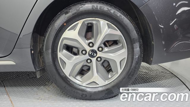 Kia K5 2020 — photo 7