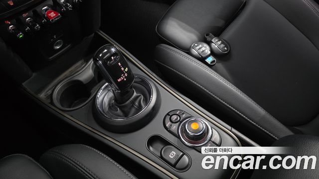 Mini Countryman 2021 — photo 12