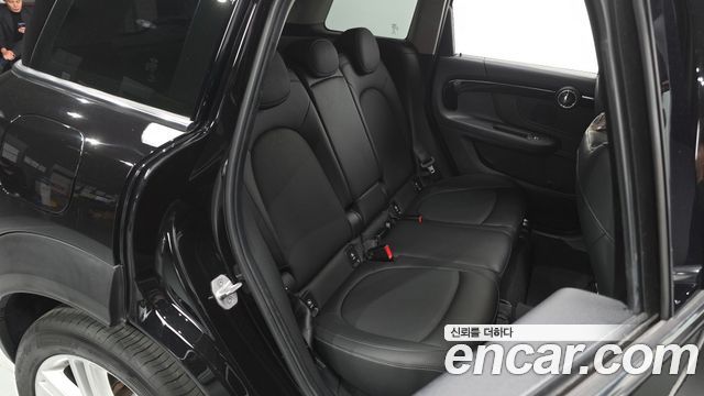 Mini Countryman 2021 — photo 18