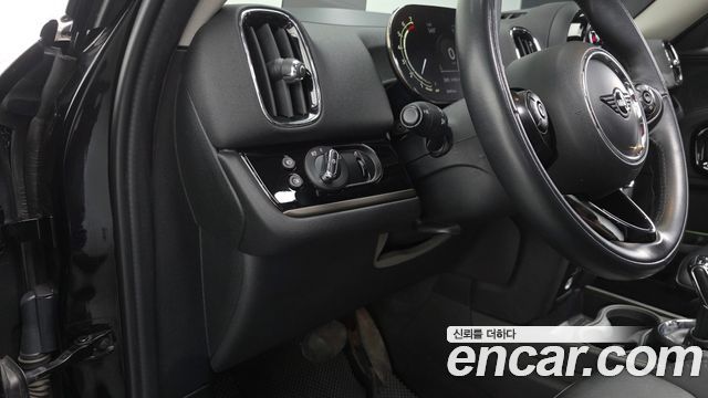Mini Countryman 2021 — photo 19