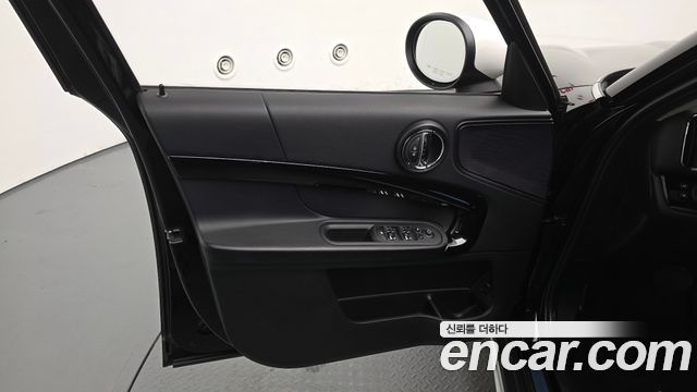 Mini Countryman 2021 — photo 14