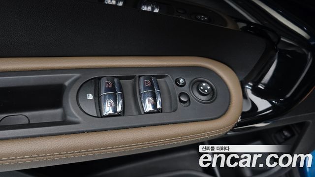 Mini Countryman 2018 — photo 16