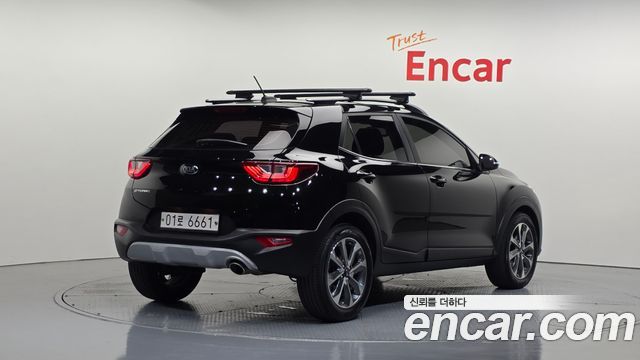 Kia Stonic 2018 — photo 2