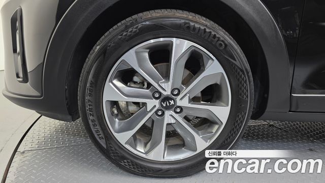Kia Stonic 2018 — photo 5