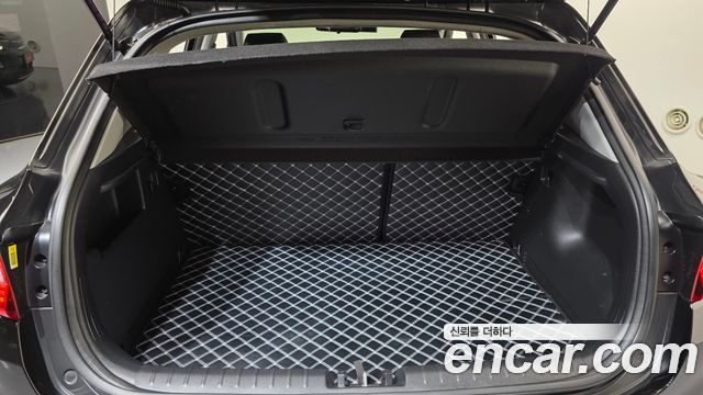 Kia Stonic 2018 — photo 22