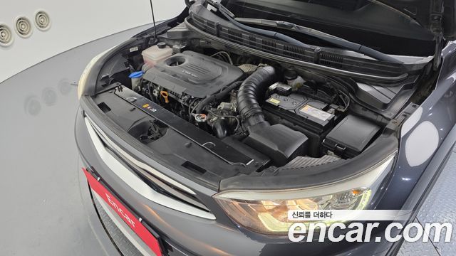 Kia Stonic 2018 — photo 6