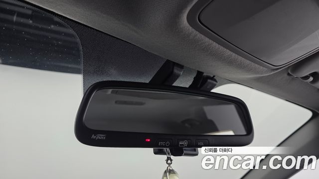 Kia Stonic 2018 — photo 17