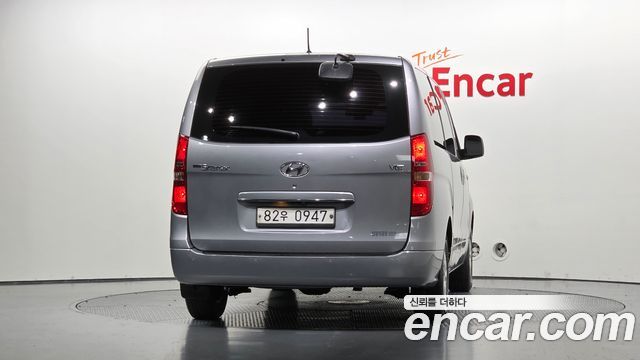 Hyundai Starex 2019 — photo 4