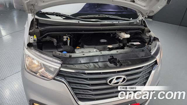Hyundai Starex 2019 — photo 6