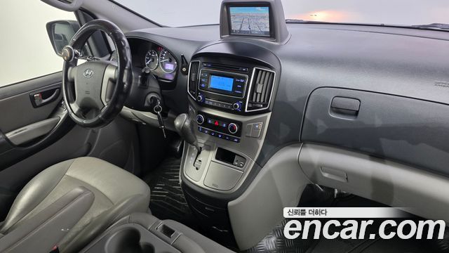 Hyundai Starex 2019 — photo 10