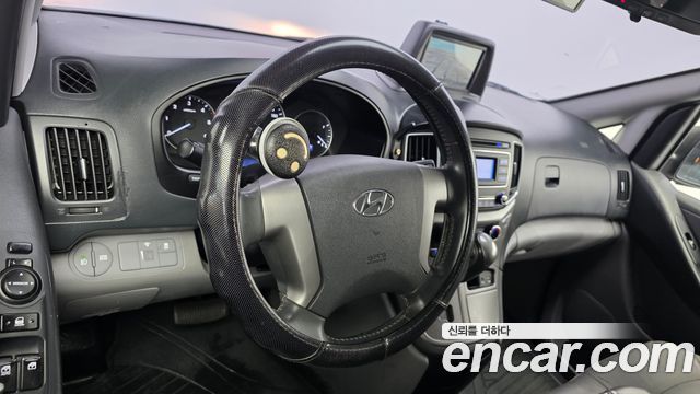 Hyundai Starex 2019 — photo 19