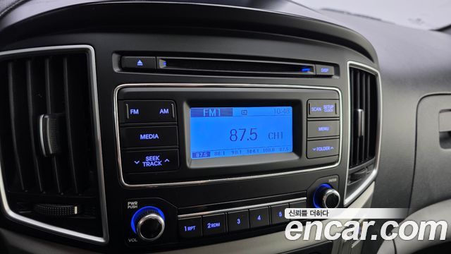 Hyundai Starex 2019 — photo 22