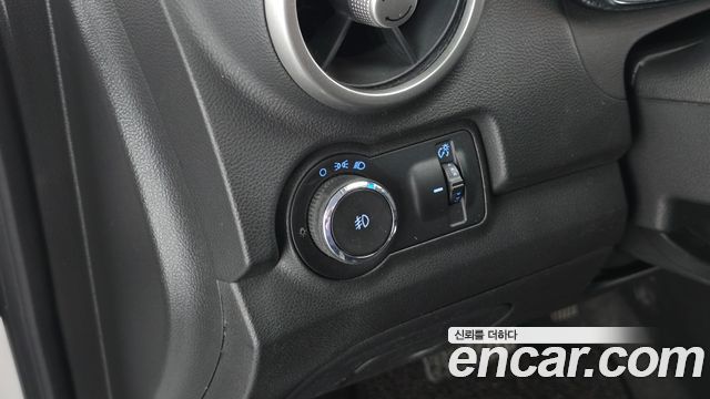 Chevrolet Korea Trax 2016 — photo 20
