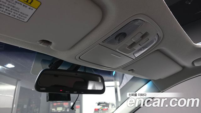 Kia Niro 2018 — photo 25