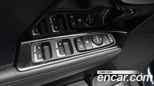 Kia Niro 2018 — photo 30