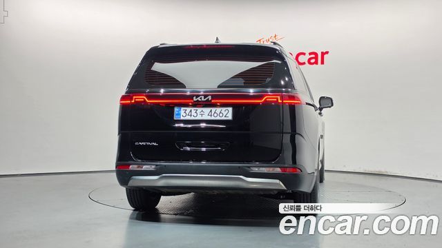 Kia Canival 2022 — photo 4